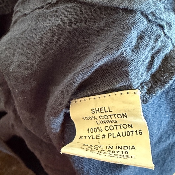 EUC~Woman’s NY Collection Large Petite Navy Lace Short Sleeve Top W/Scoop Neck - Picture 7 of 8